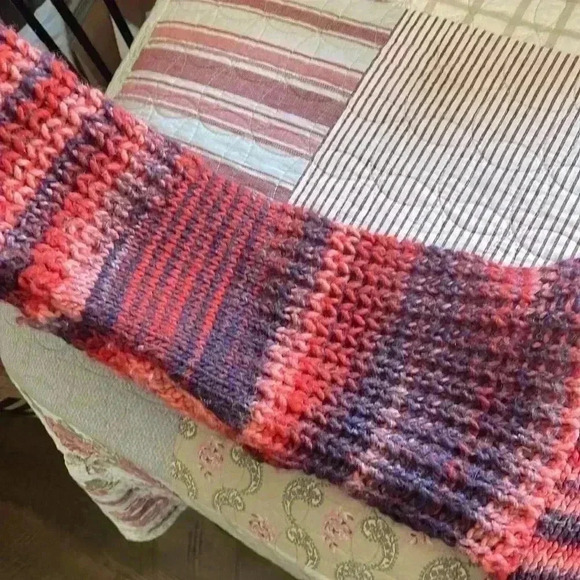 Vintage Knit Turtleneck Sweater - Picture 5 of 6